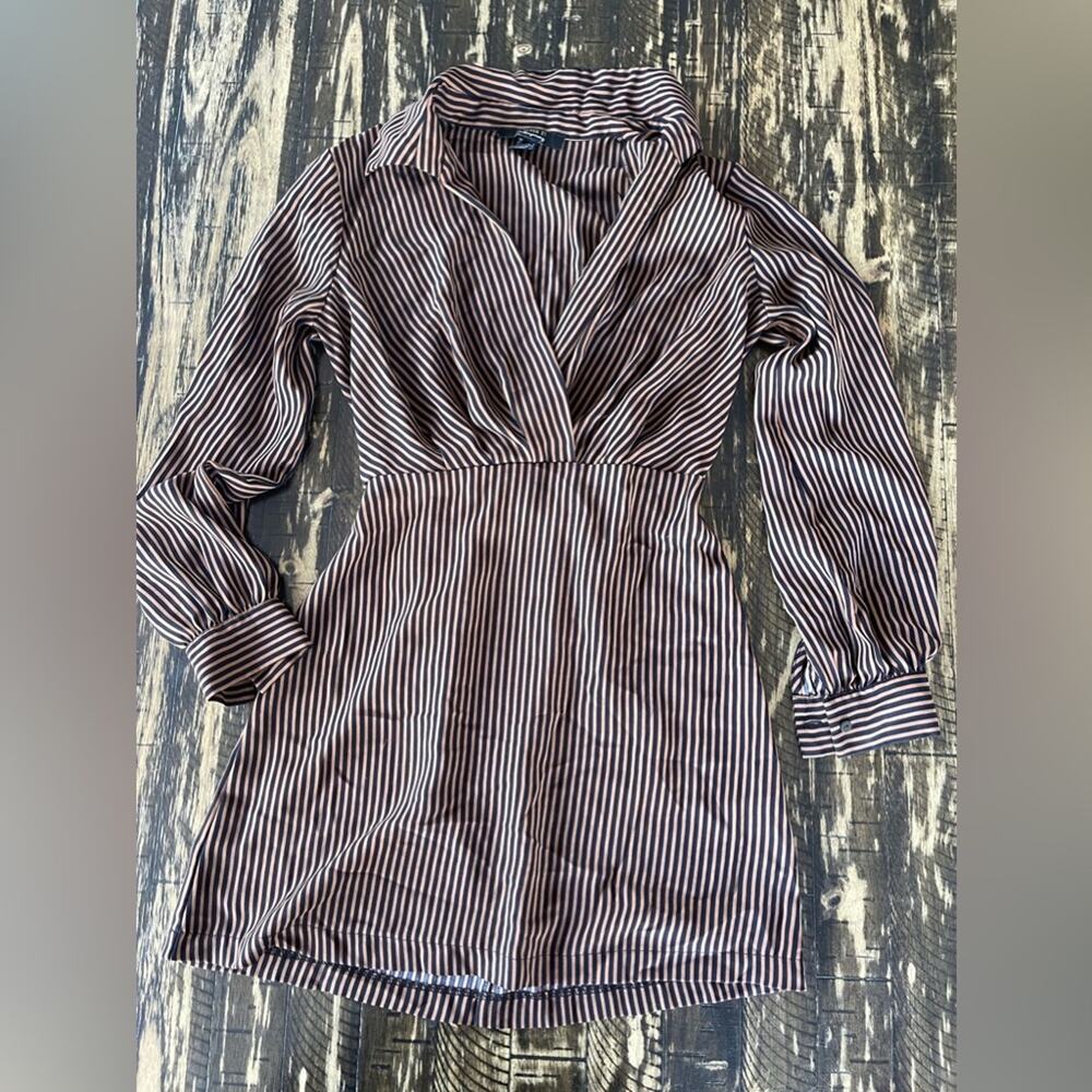 21 - Brown Black Pinstripe Long Sleeve Dress - SMALL